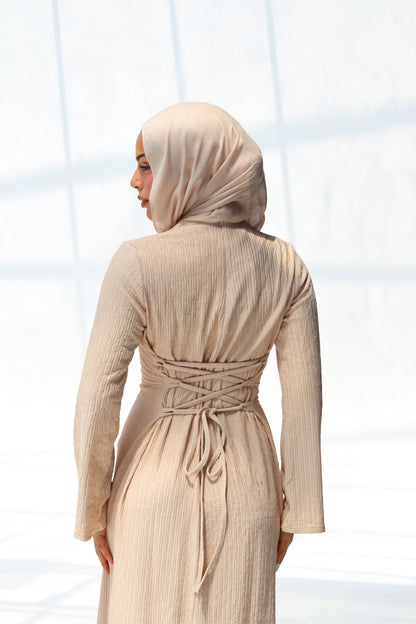 CASUALLY CINCHED BEIGE