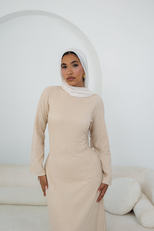 CASUALLY CINCHED BEIGE